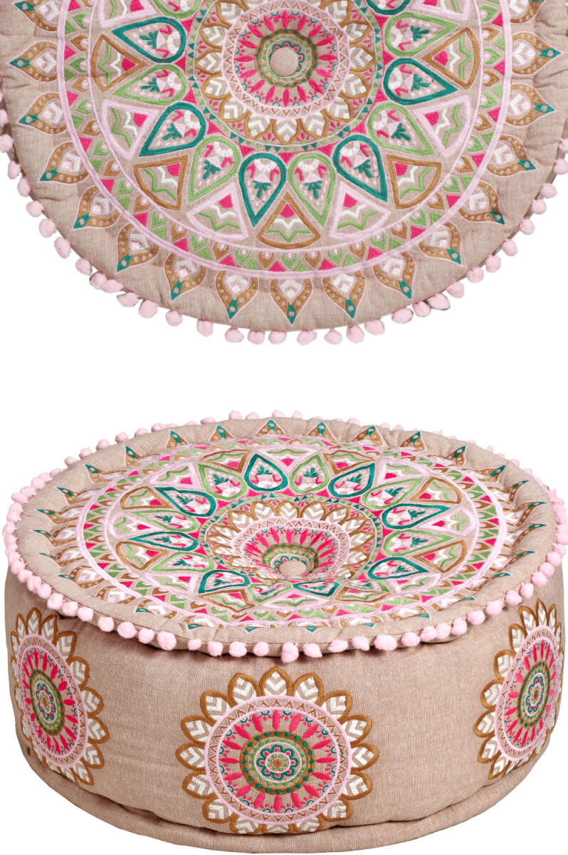 Oriental Pouf for the Bathroom -1- box